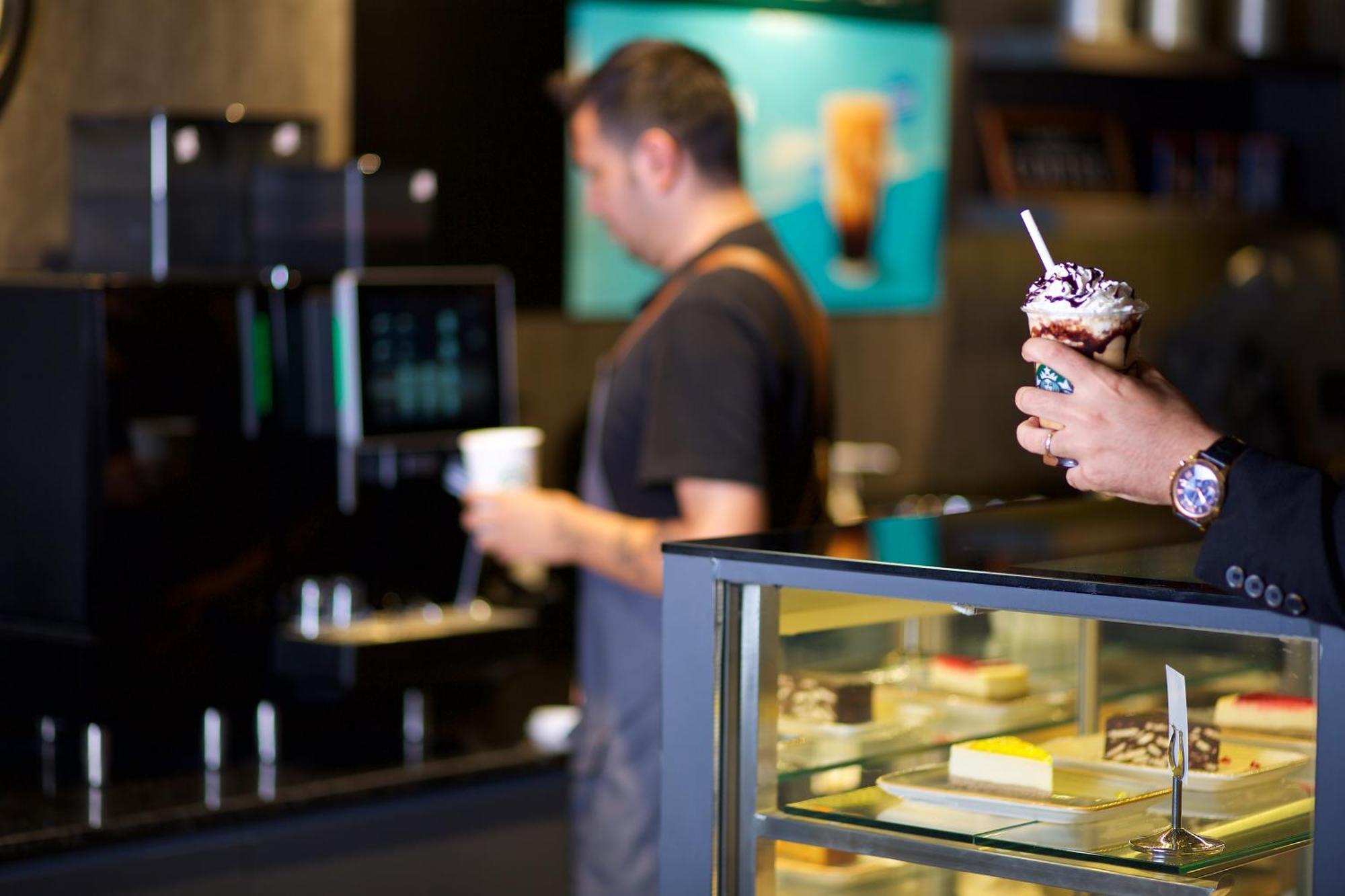 Ramada By Wyndham Istanbul Merter Εξωτερικό φωτογραφία A coffee shop in Bangkok, Thailand