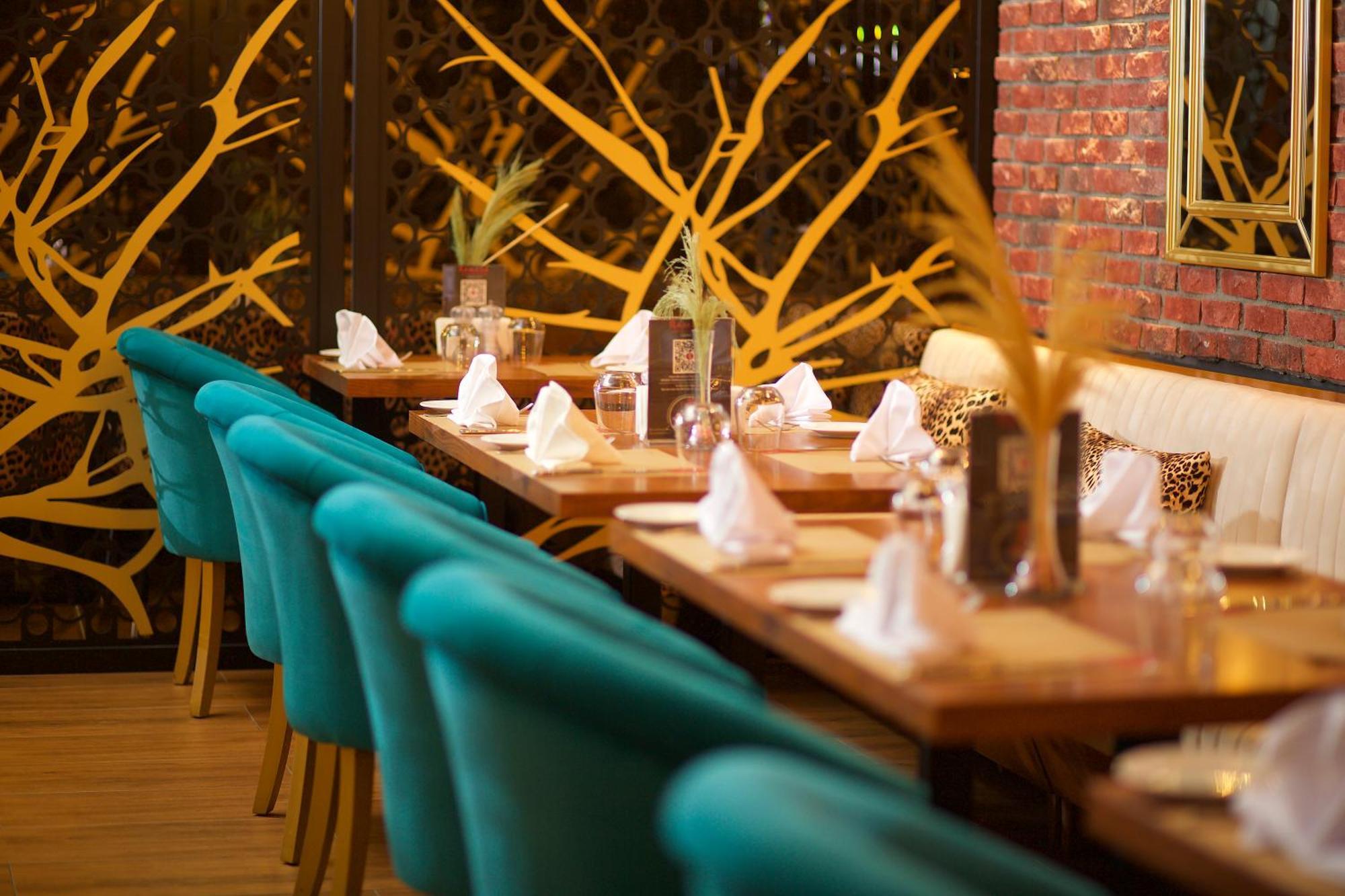 Ramada By Wyndham Istanbul Merter Εξωτερικό φωτογραφία Interior of the restaurant